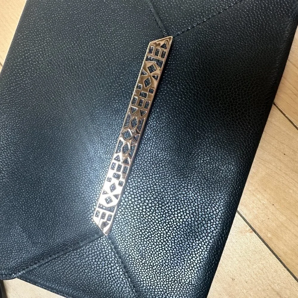 Stella & Dot Black Pebbled Leather Envelope Clutch w Rose Gold Accents Wallet